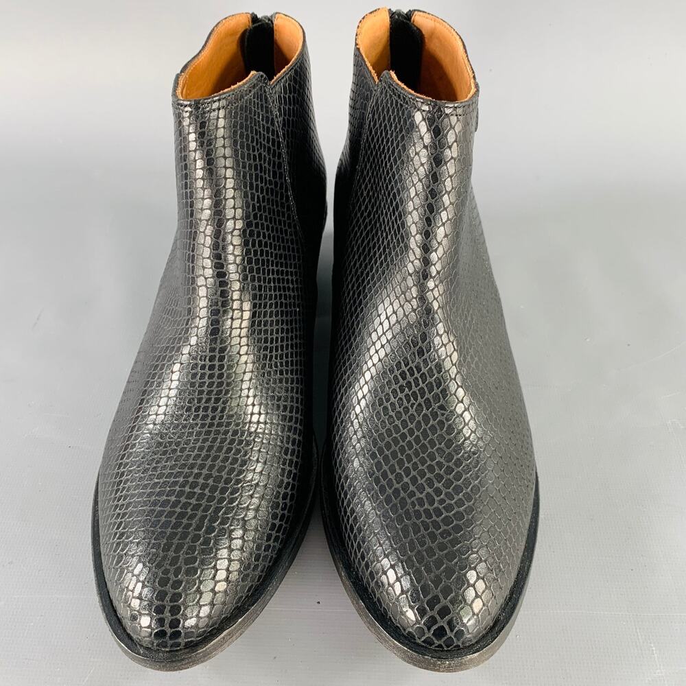 ANTHOLOGY PARIS Size 9 Black Leather Snake Embossed Back Zip Ankle Boots - Picture 4 of 8